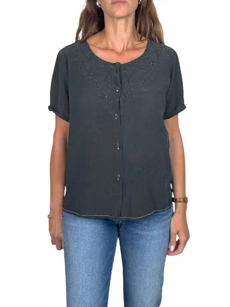 Jen Wonders Studio Vintage Black Blouse