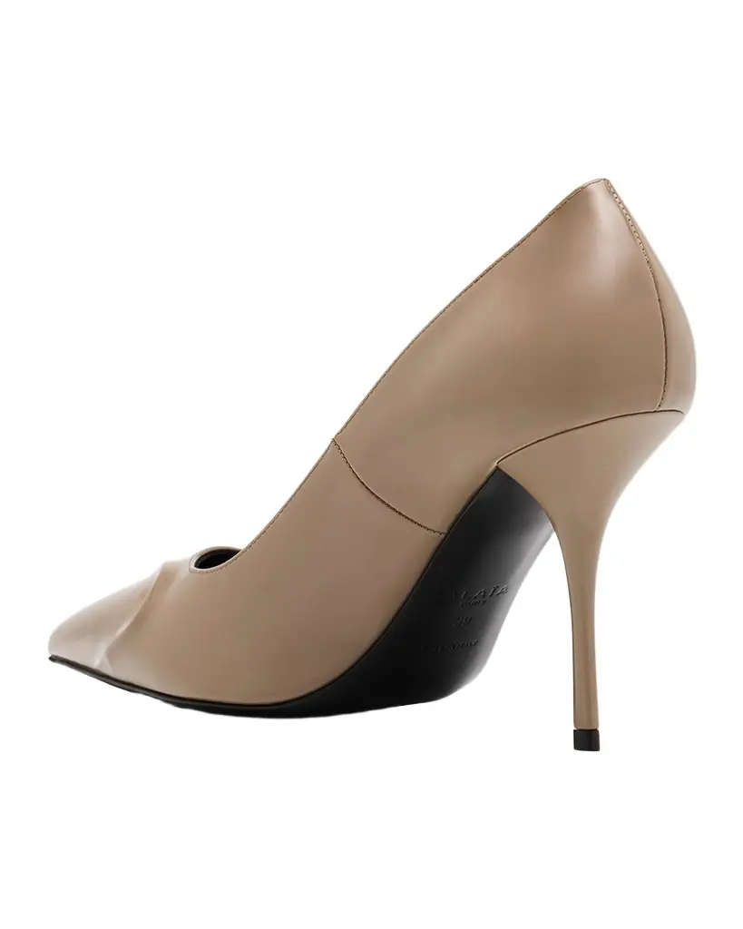 ALAIA Patent Leather 3D Coeur Pumps