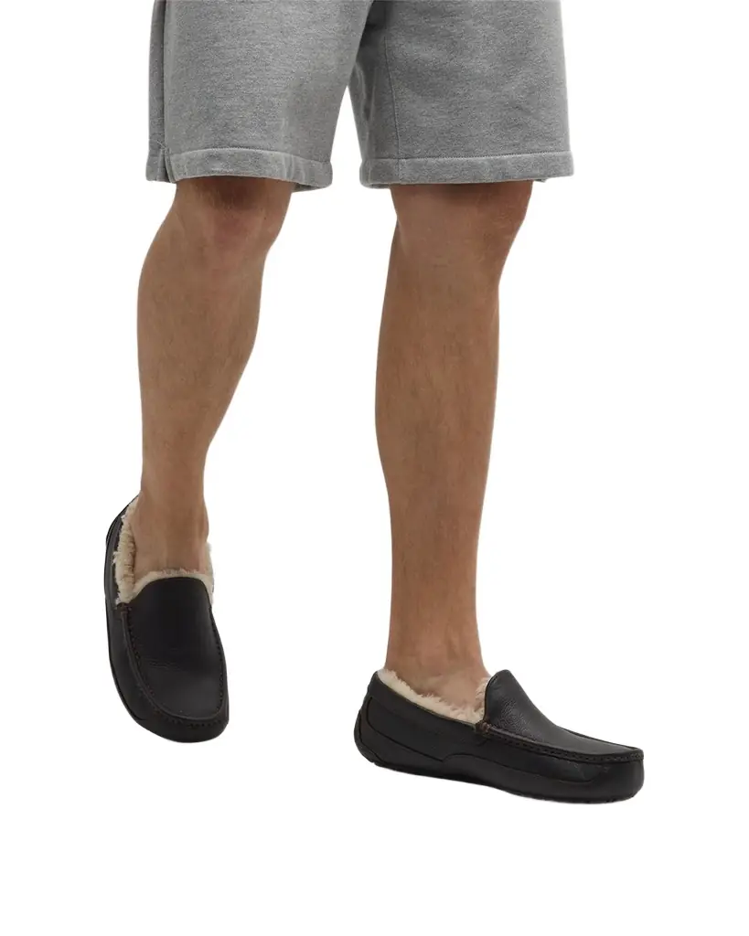 UGG Men 's Ascot Water-Resistant Leather Slippers