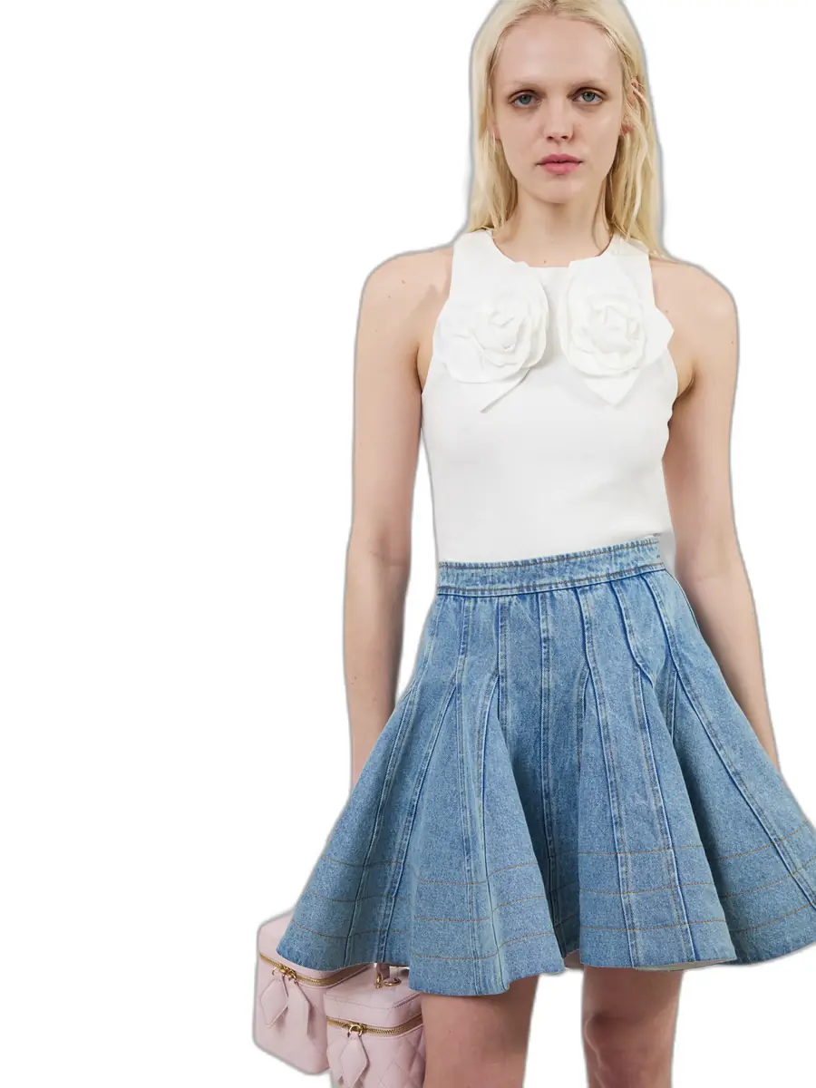 Aknvas The Camille flower tank in white