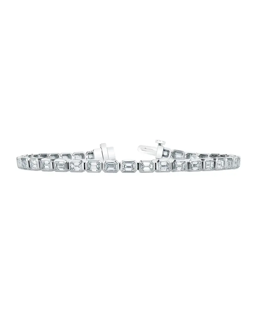 Neiman Marcus Diamonds 18K Gold East-West Bezel-Set Diamond Tennis Bracelet, 4.30tcw, 7"L