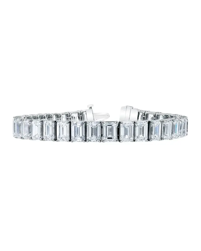 Neiman Marcus Diamonds 18K Gold North-South Prong-Set Diamond Tennis Bracelet, 27.75tcw, 7"L