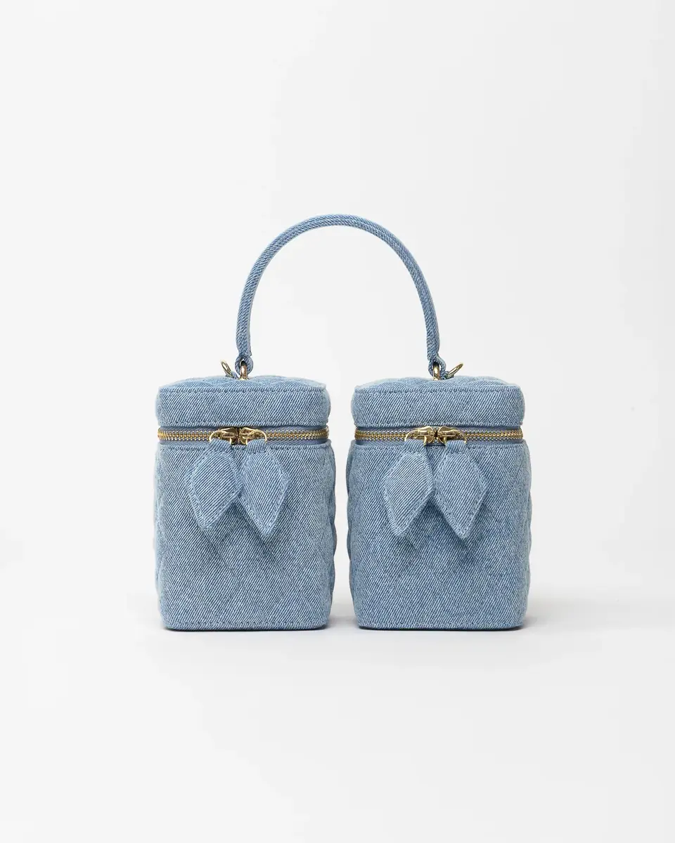 Aknvas The Rox bag in denim