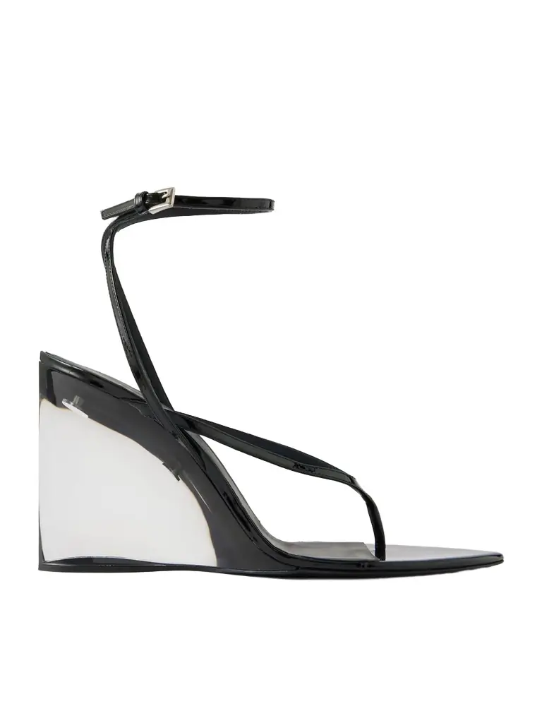 Alaïa Tong 90 Patent-leather Wedge Sandals