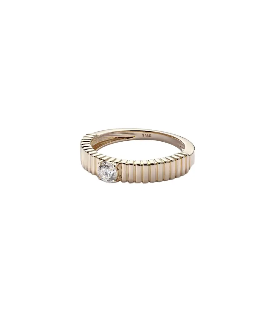 Stone and Strand Cher 14kt gold ring with diamonds