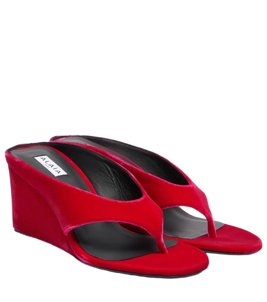 Alaia Alaïa Cube 75 velvet wedge thong sandals