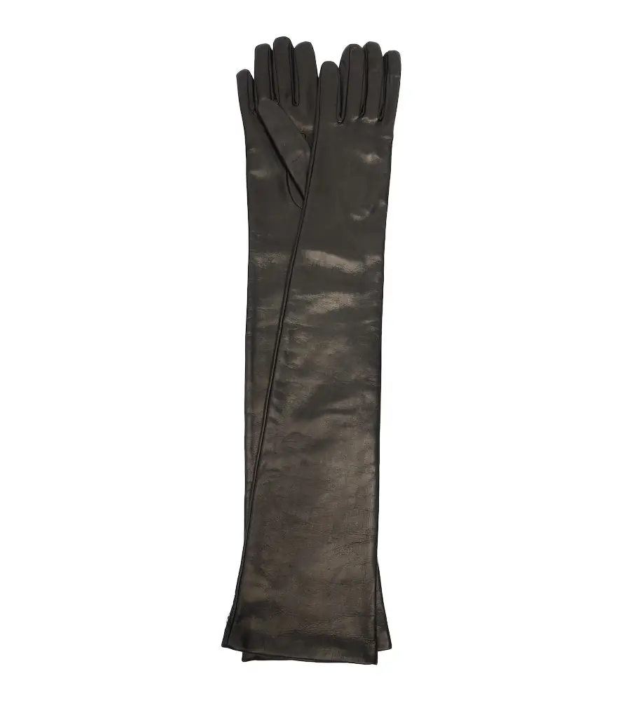 Nour Hammour eather gloves