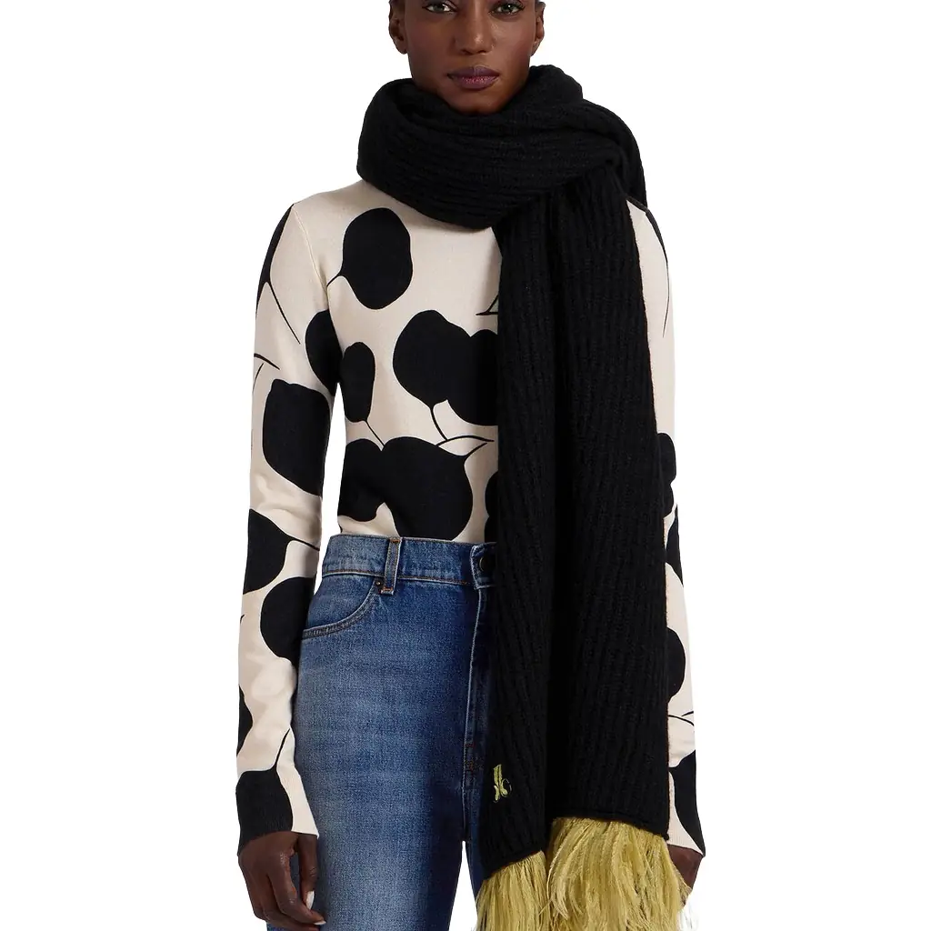 La Double J High Kick Scarf