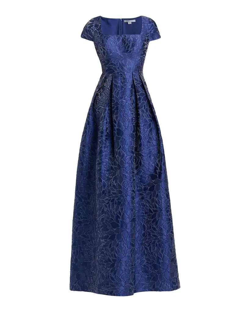 Kay Unger New York Ophelia Jacquard Gown