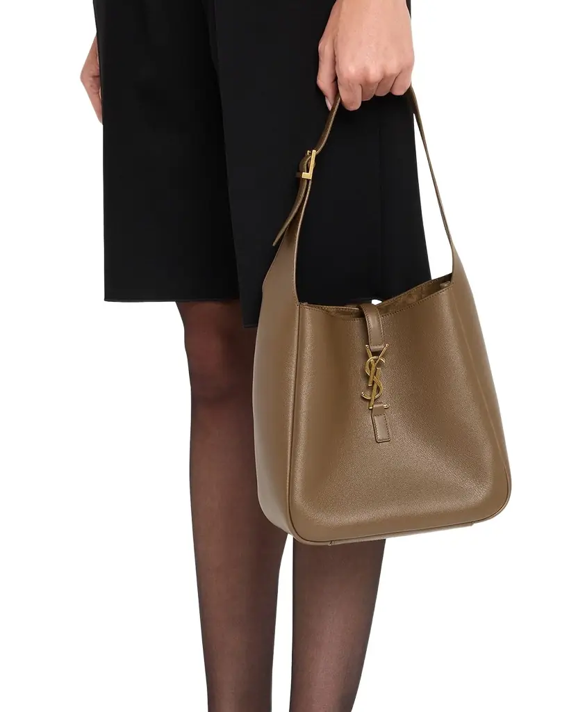Saint Laurent Le 5 A 7 Small Shoulder Bag in Smooth Supple Leather