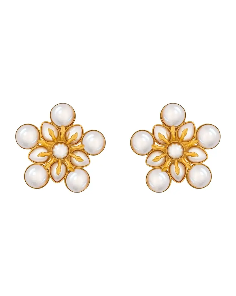 Oscar de la Renta Pearly Flower Small Clip-On Earrings
