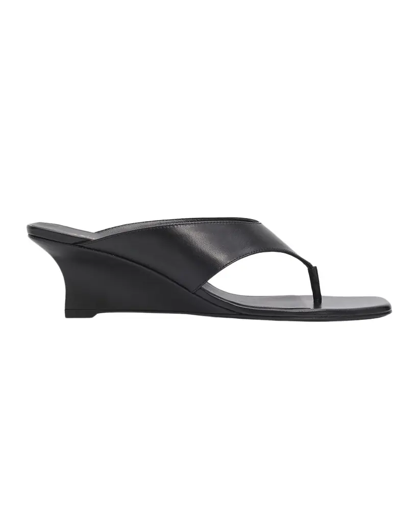 Stuart Weitzman 50mm Vinnie Leather Thong Sandals