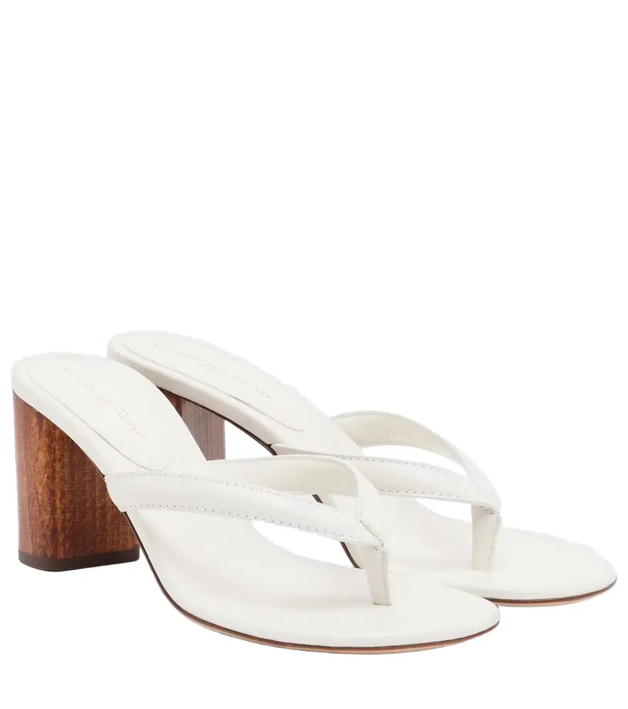 Gianvito Rossi Leather thong sandals