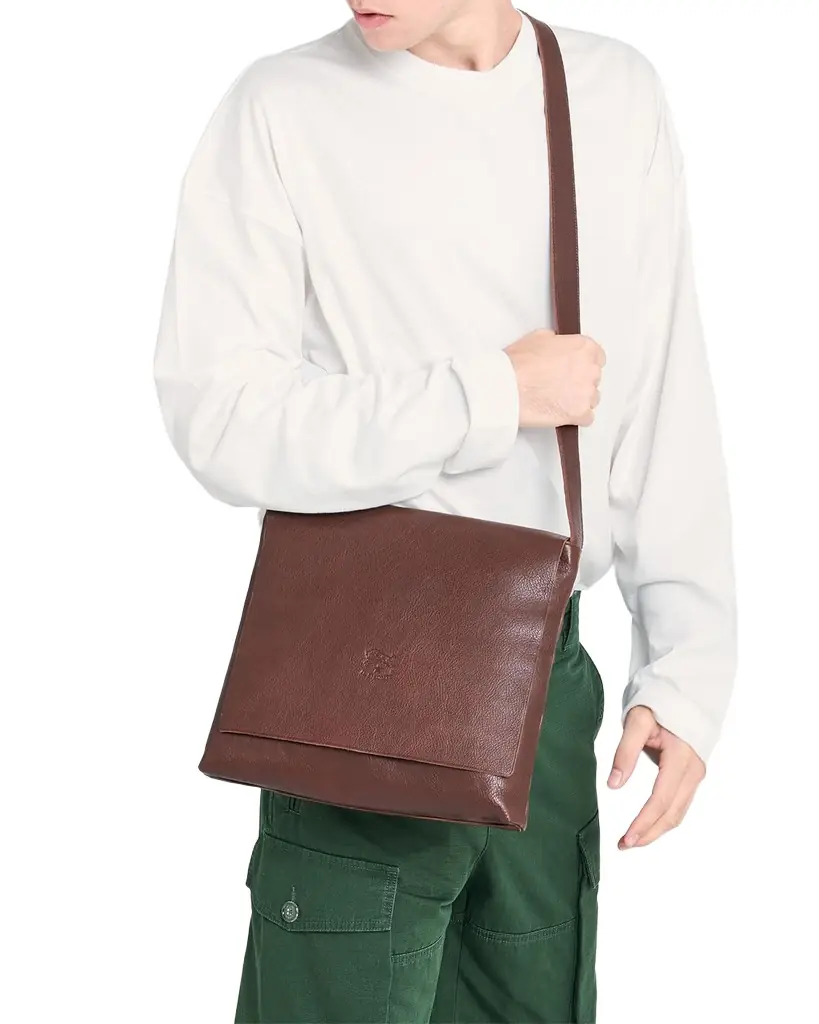 Il Bisonte Unisex Leather Messenger Bag
