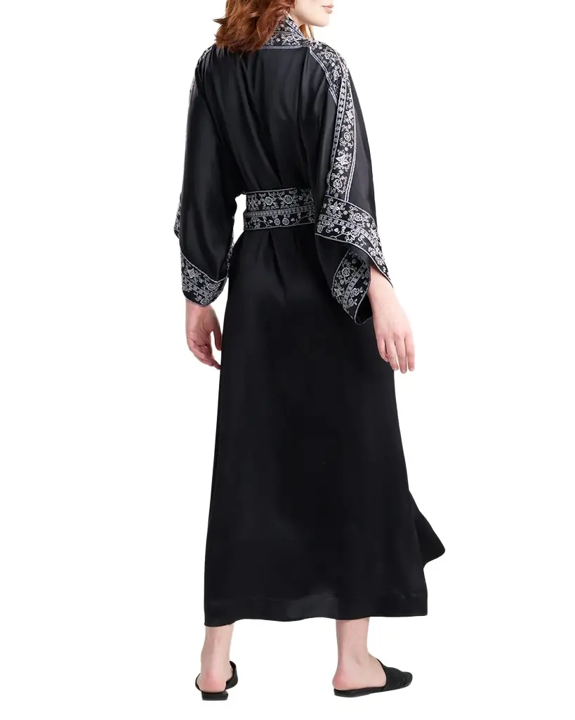Josie Natori Ysobel Floral-Embroidered Silk Robe