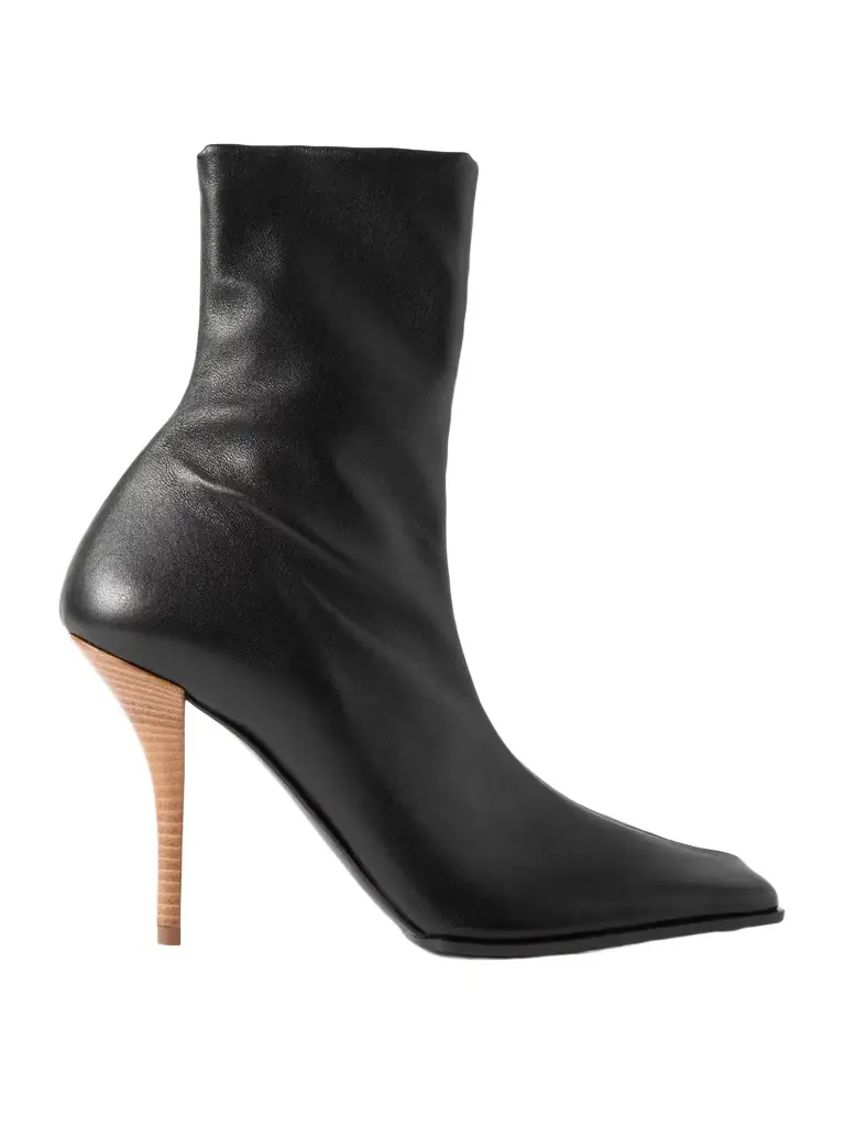 Alaïa 90 Leather Ankle Boots