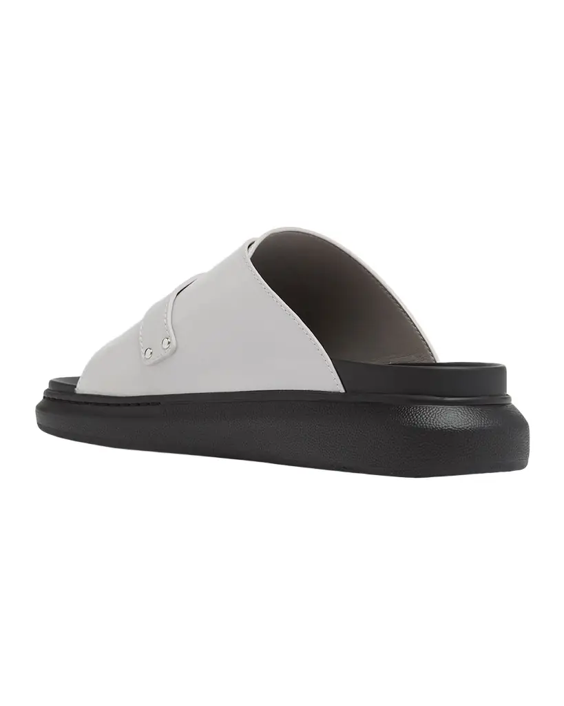 McQueen Men 's Rubber Overlapping-Upper Buckle Sandals