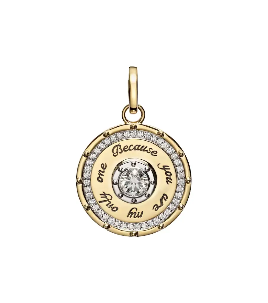 FoundRae True Love Lovestruck Commitment Medium 18kt gold pendant with diamonds